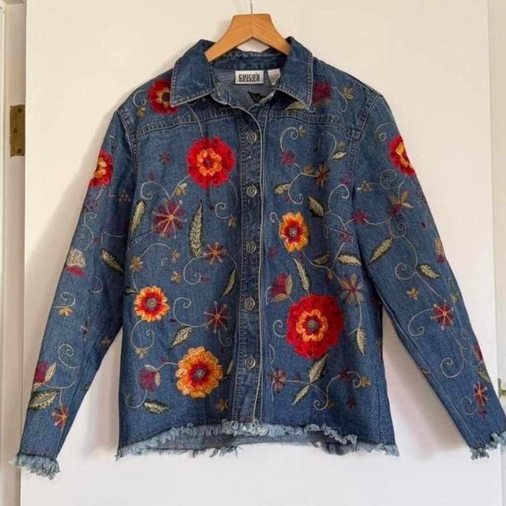 Chico's Boho Embroidered Floral Medium Wash‎ Denim Jacket Vintage Cropped 80's
